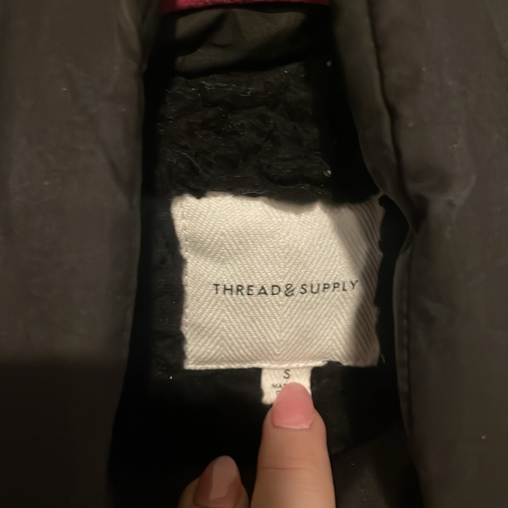 Thread & Supply Black Puffer Jacket | Lightweight Cozy | Size S - Picture 3 of 4